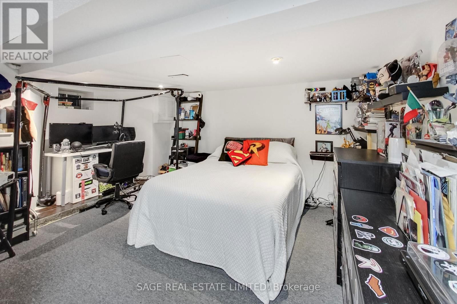 272 STERLING ROAD Image 29