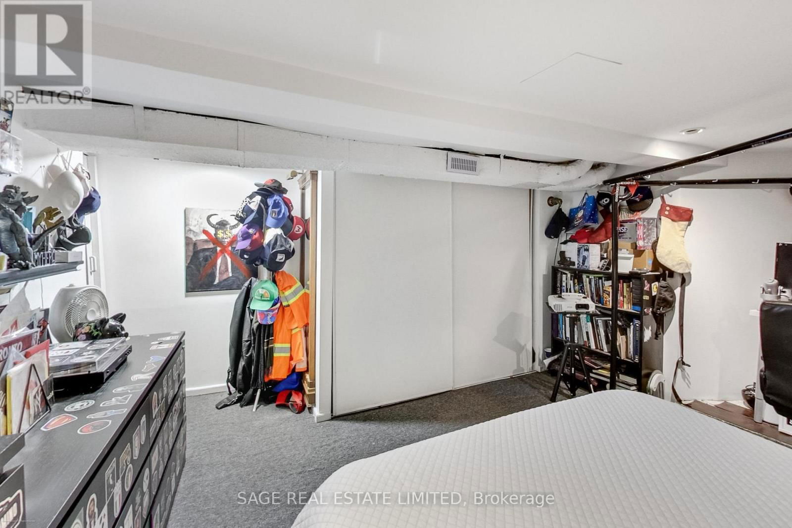 272 STERLING ROAD Image 30