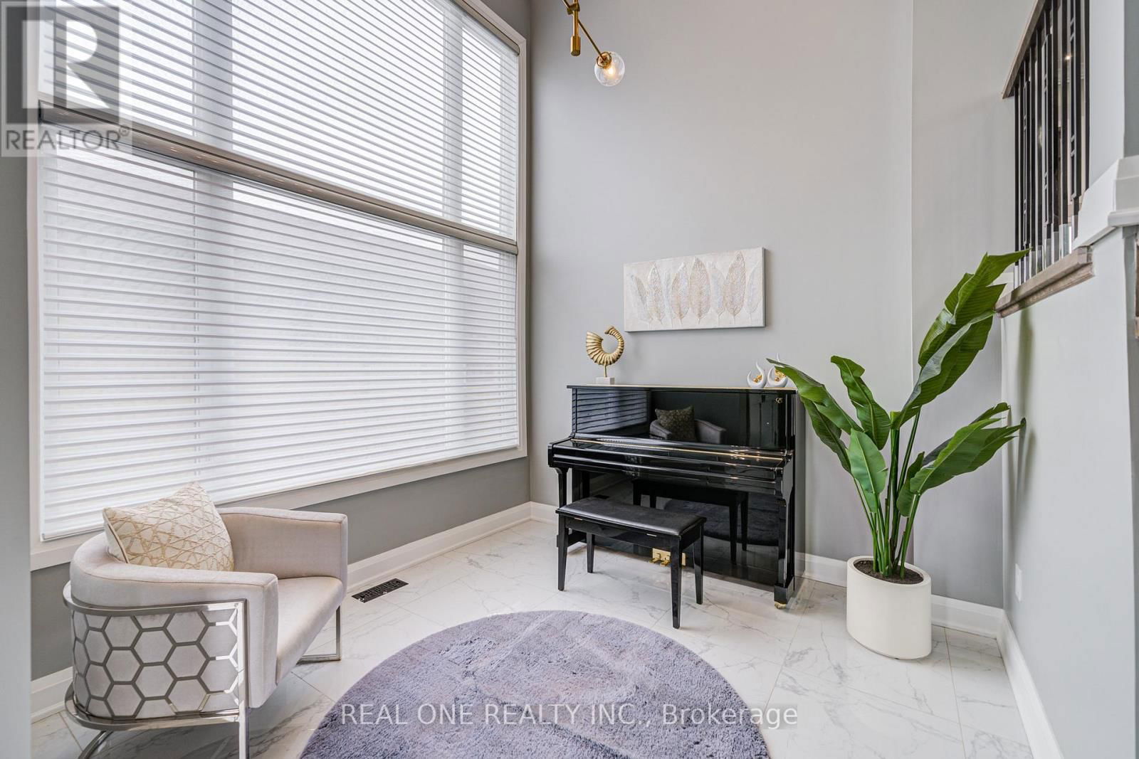 158 WATERLOO AVENUE Image 3