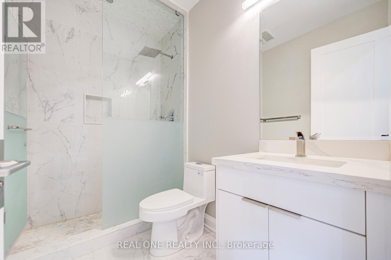158 WATERLOO AVENUE Image 36