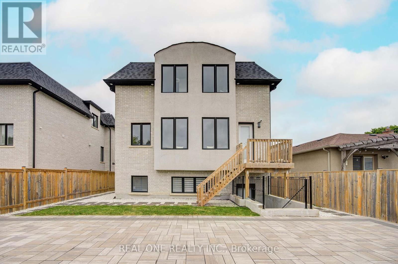 158 WATERLOO AVENUE Image 50