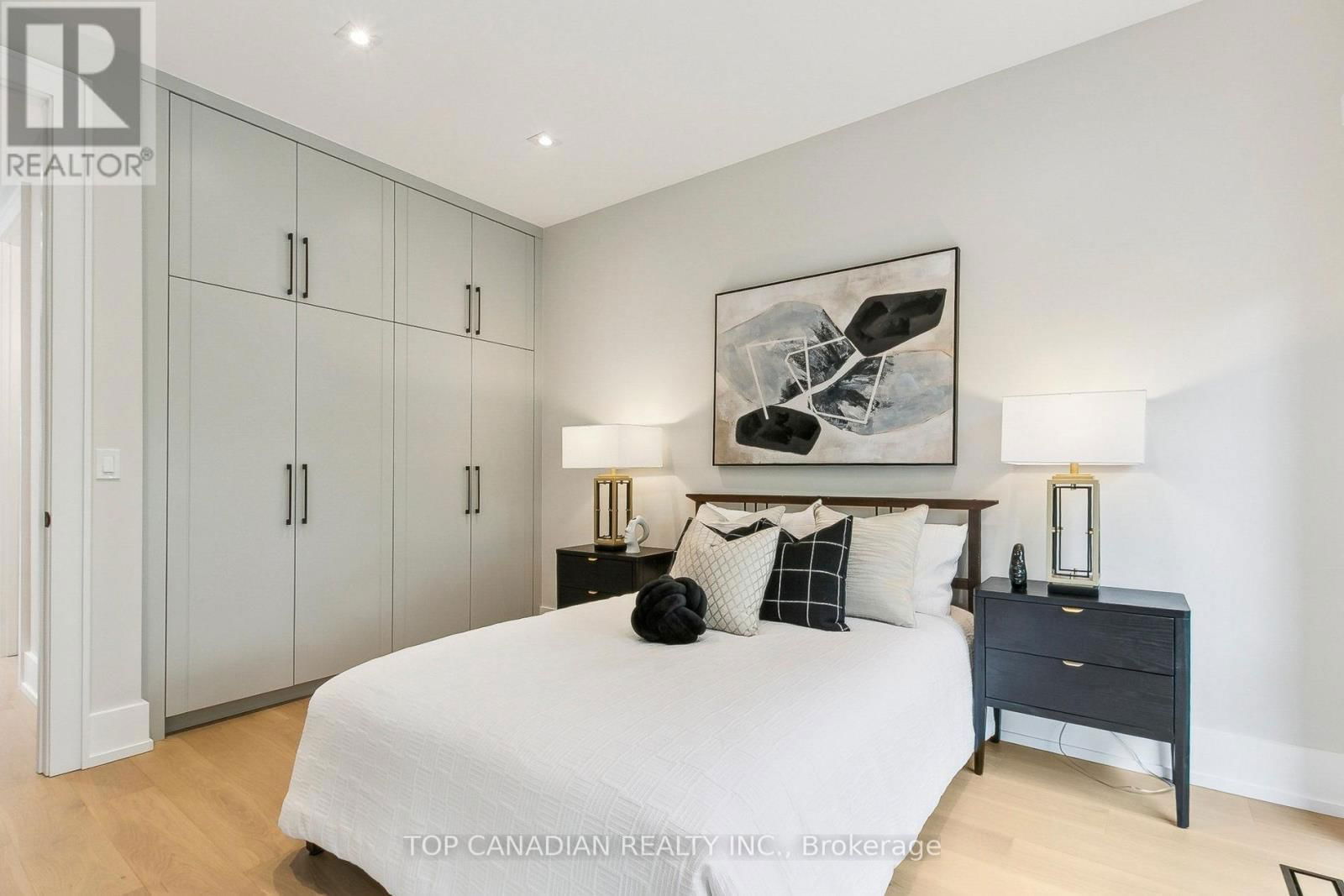 12 OTTER CRESCENT Image 34
