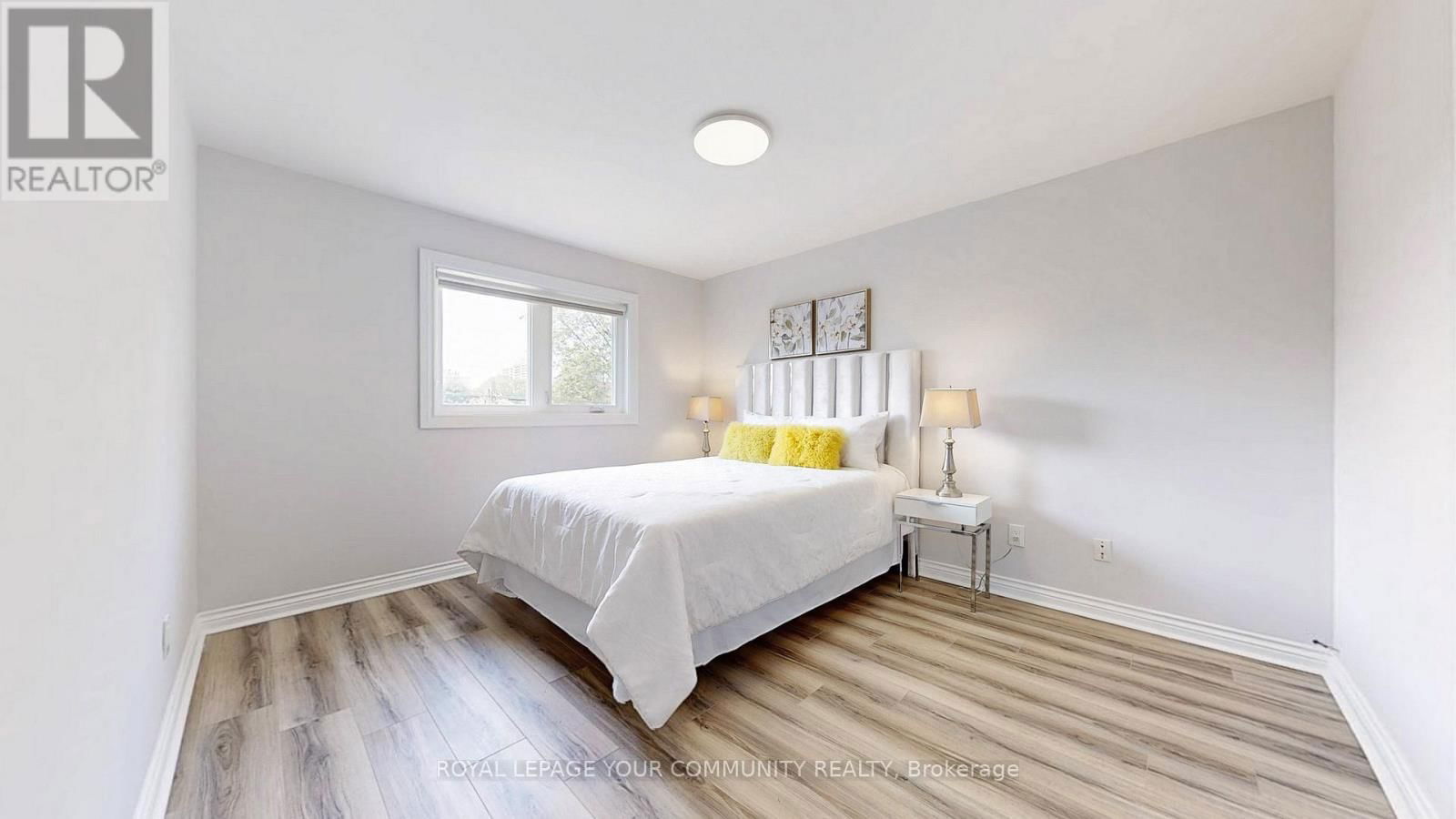 731 GLENCAIRN AVENUE Image 22