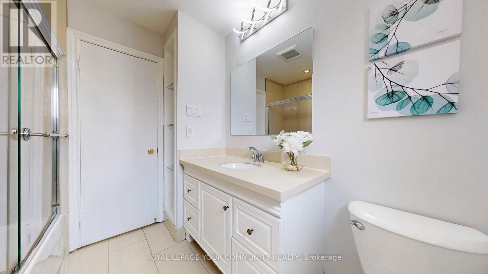 731 GLENCAIRN AVENUE Image 25