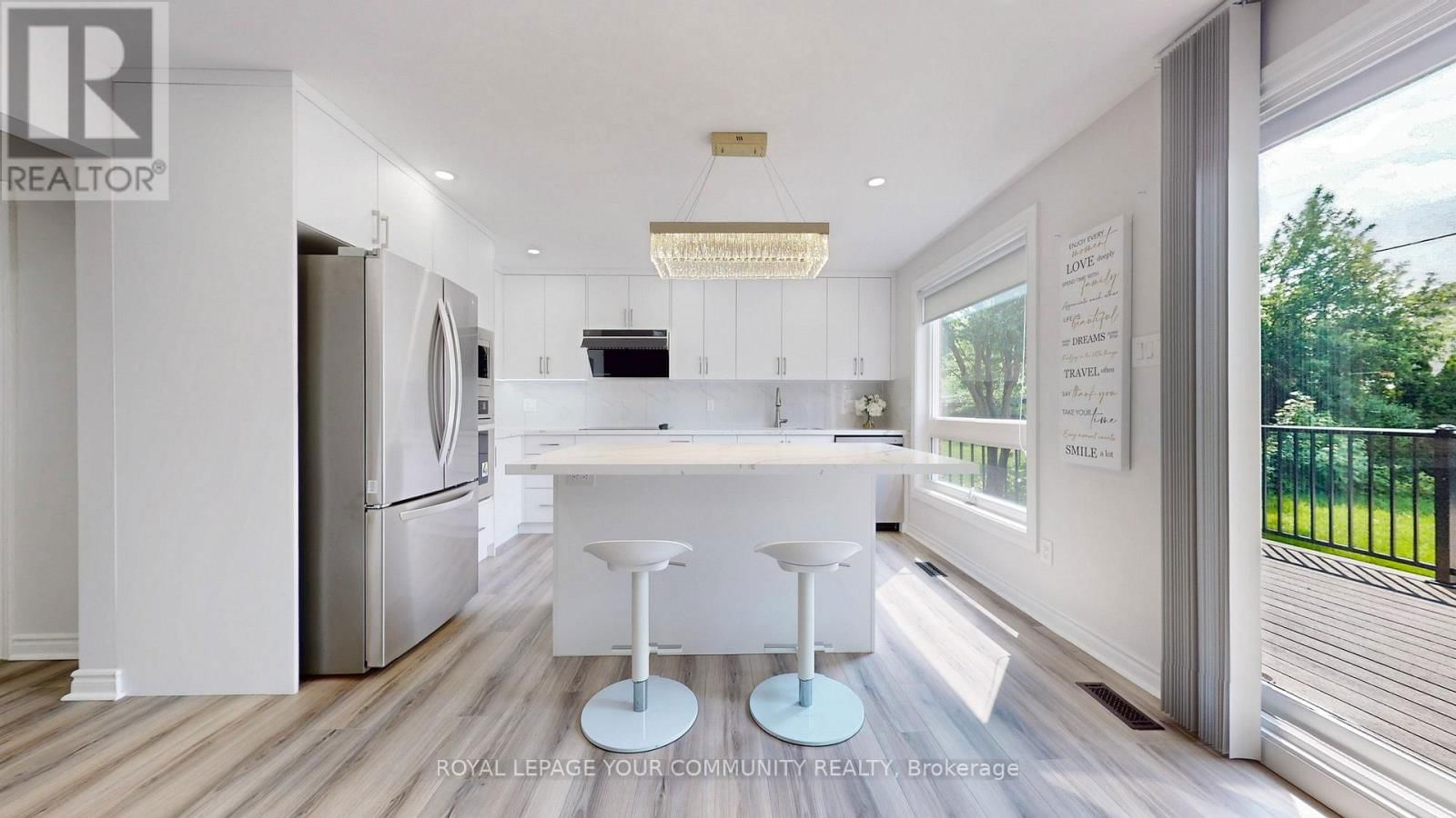 731 GLENCAIRN AVENUE Image 31