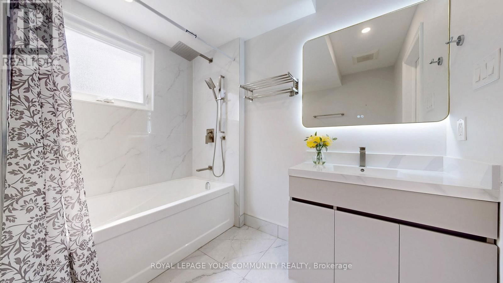 731 GLENCAIRN AVENUE Image 37