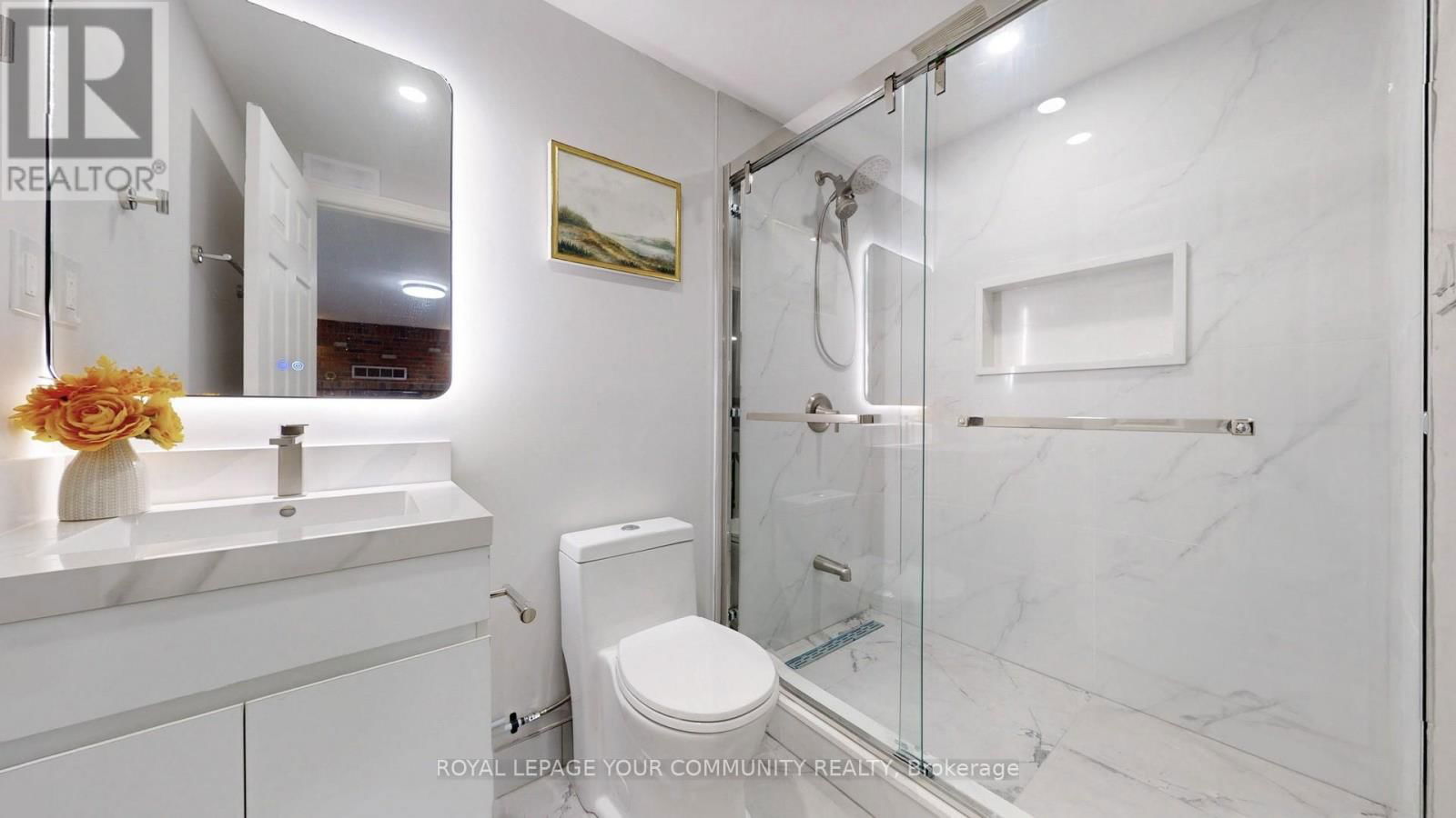 731 GLENCAIRN AVENUE Image 47