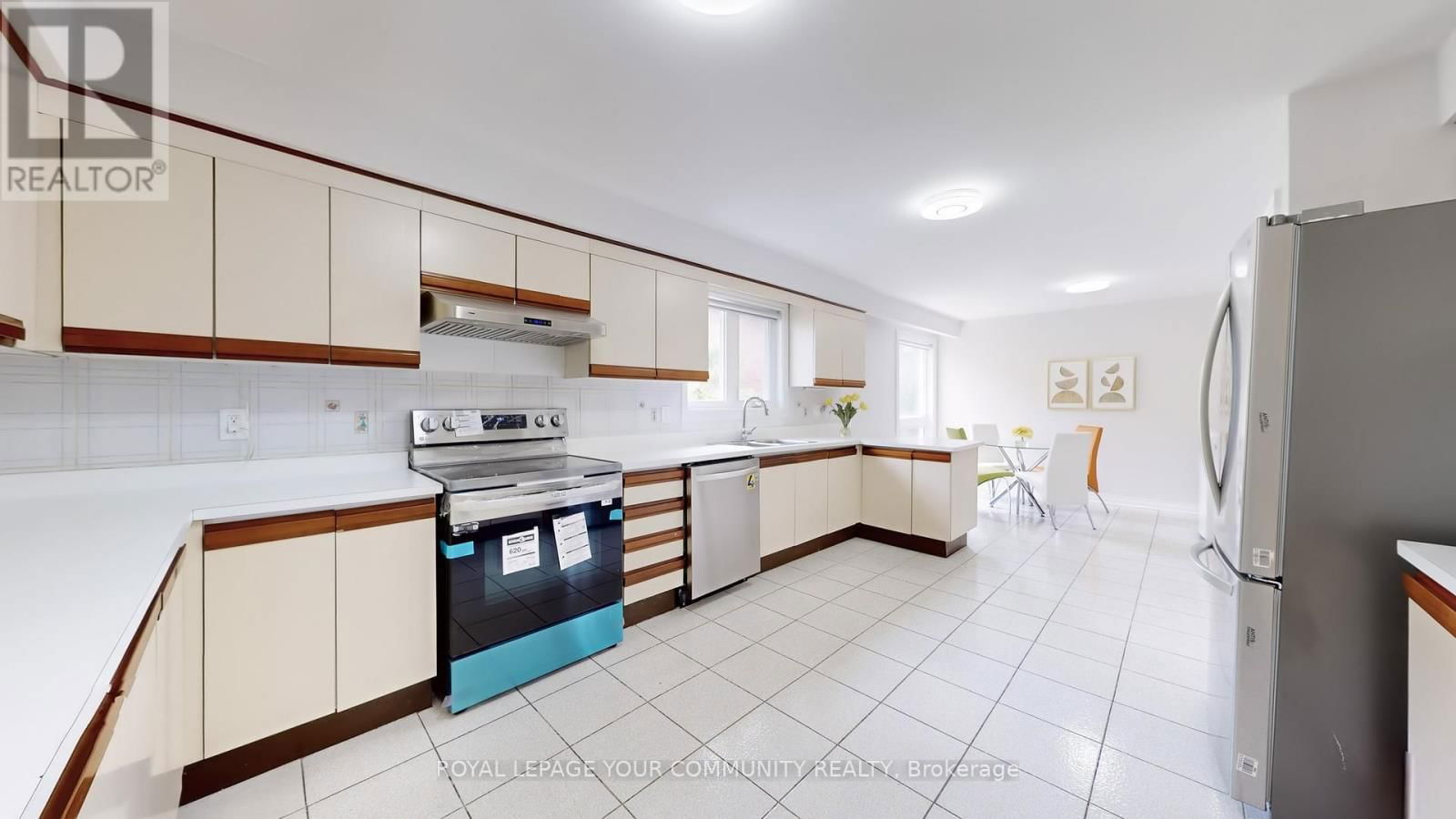 731 GLENCAIRN AVENUE Image 7