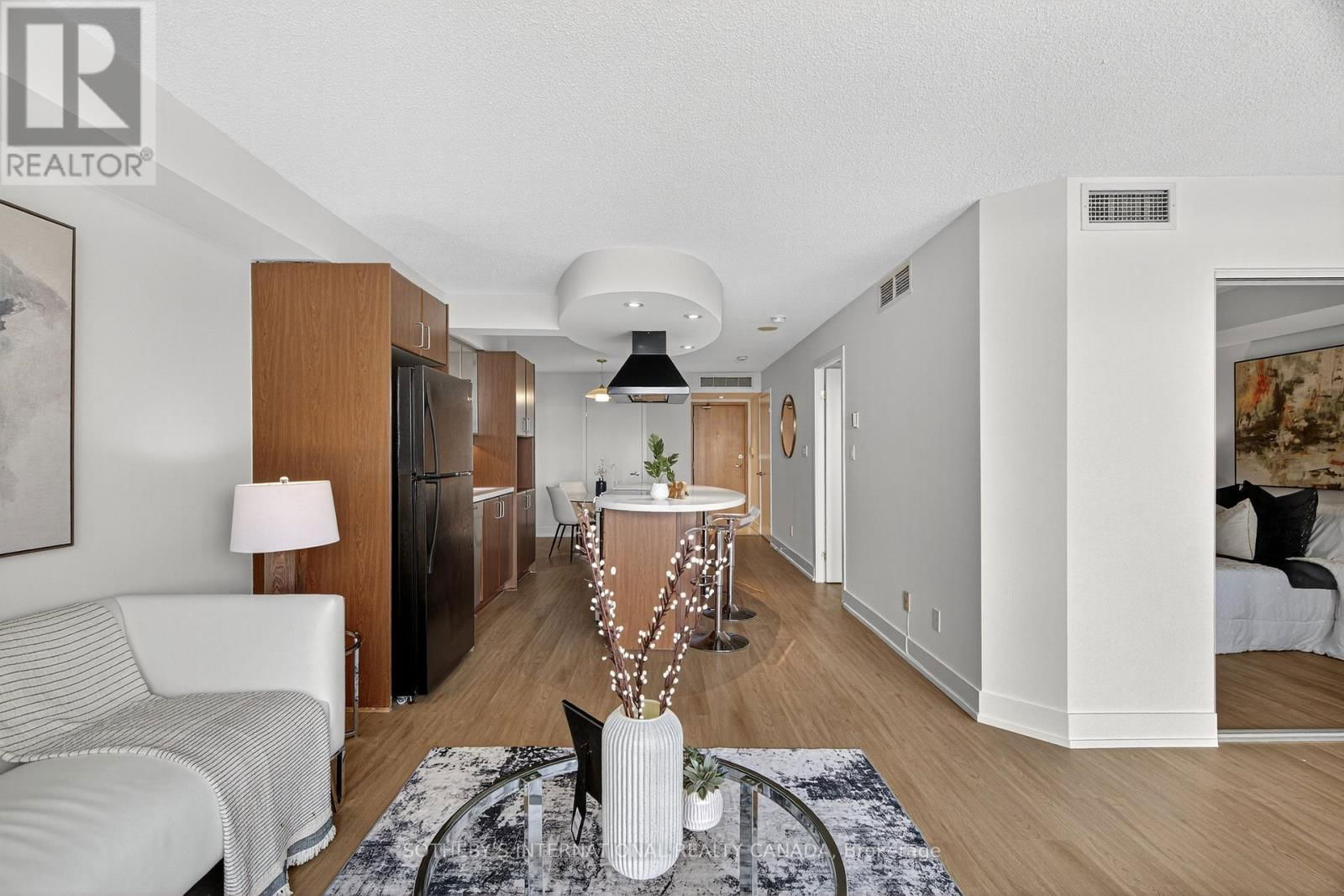 512 - 550 QUEENS QUAY WEST Image 14