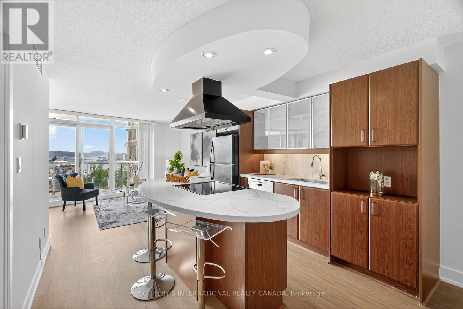 512 - 550 QUEENS QUAY WEST Image 5