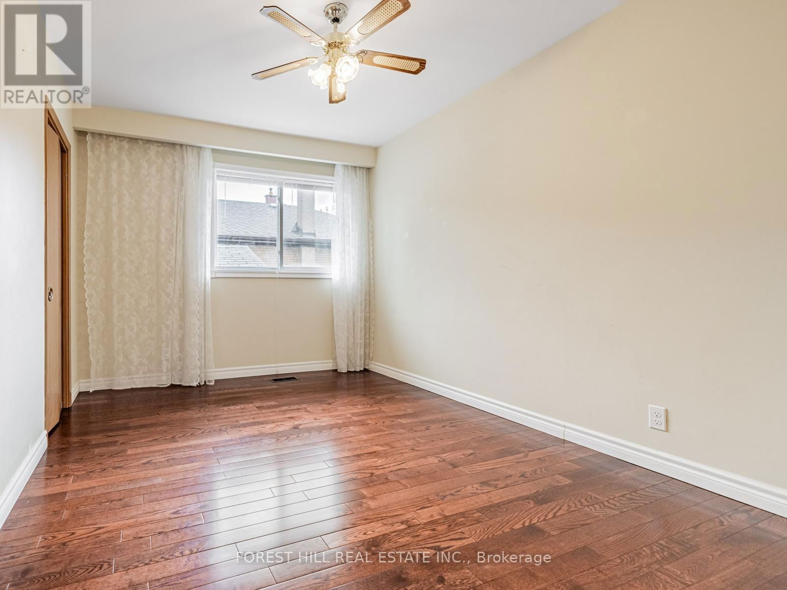 101 PEMBERTON AVENUE Image 12