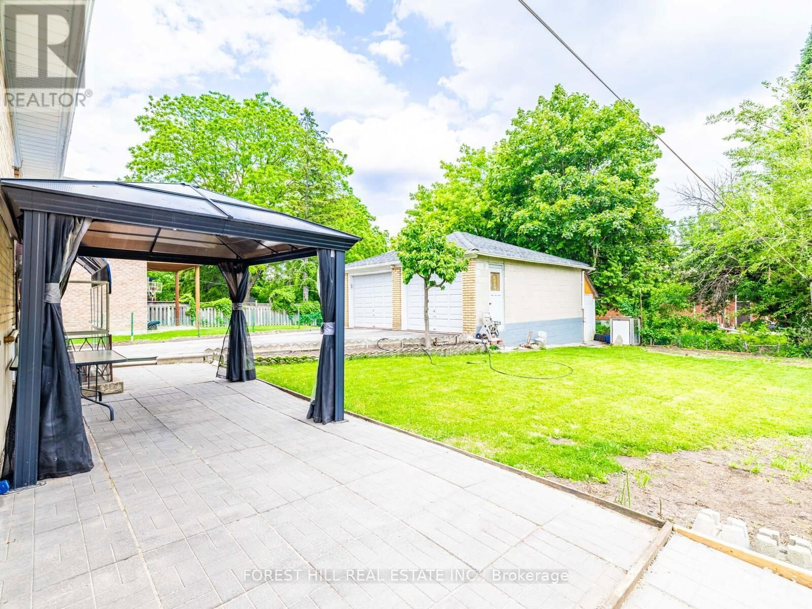 101 PEMBERTON AVENUE Image 26