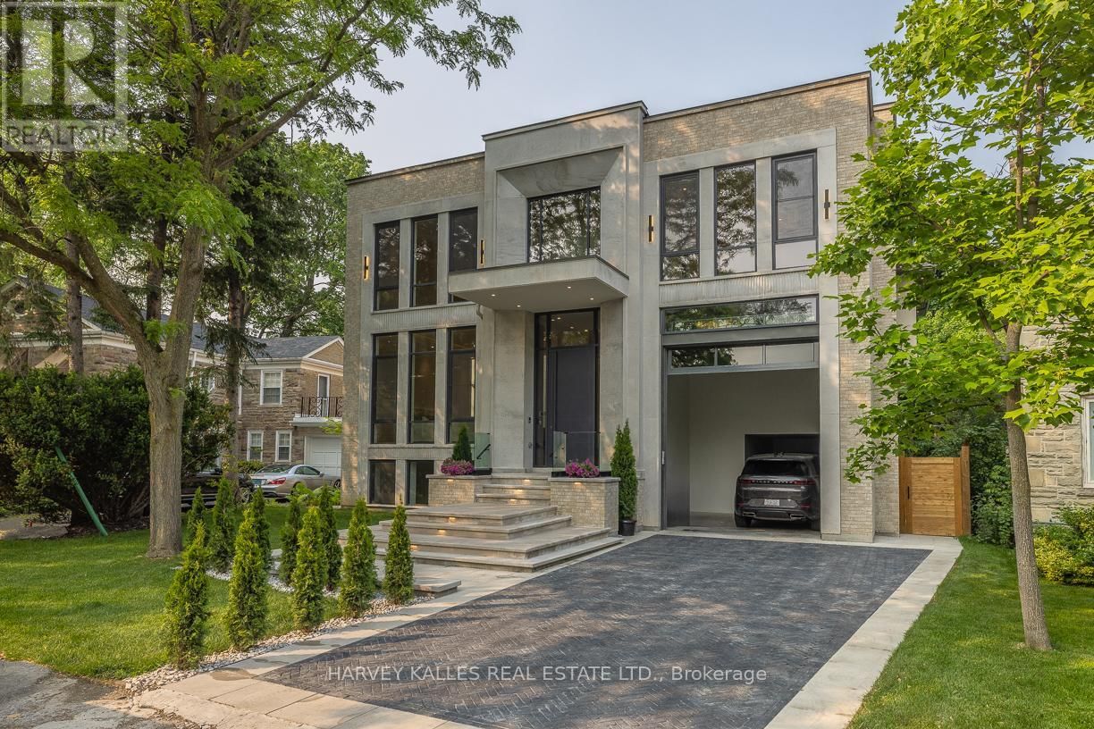 88 LAWRENCE CRESCENT Image 2