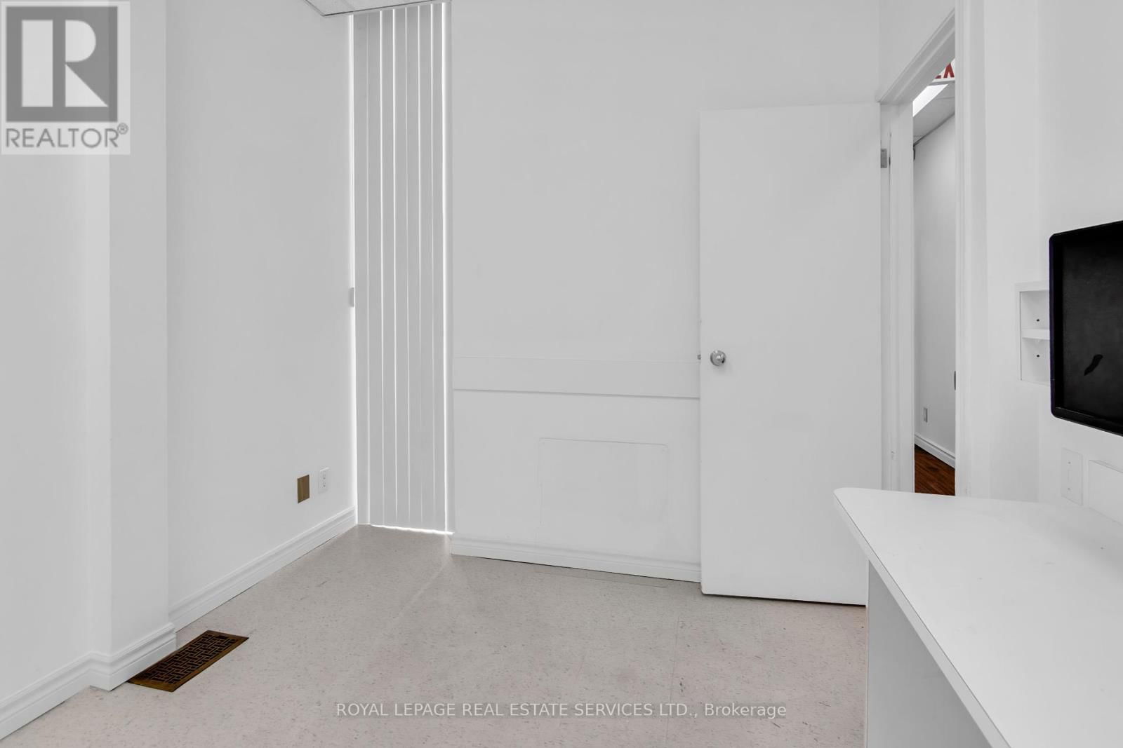 Main Floor - 346 DUNDAS STREET WEST Image 28