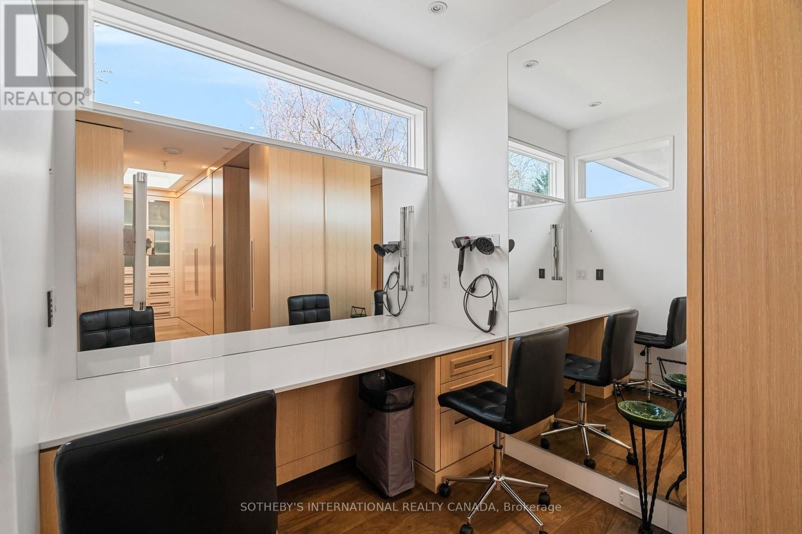 64 BANNOCKBURN AVENUE Image 20