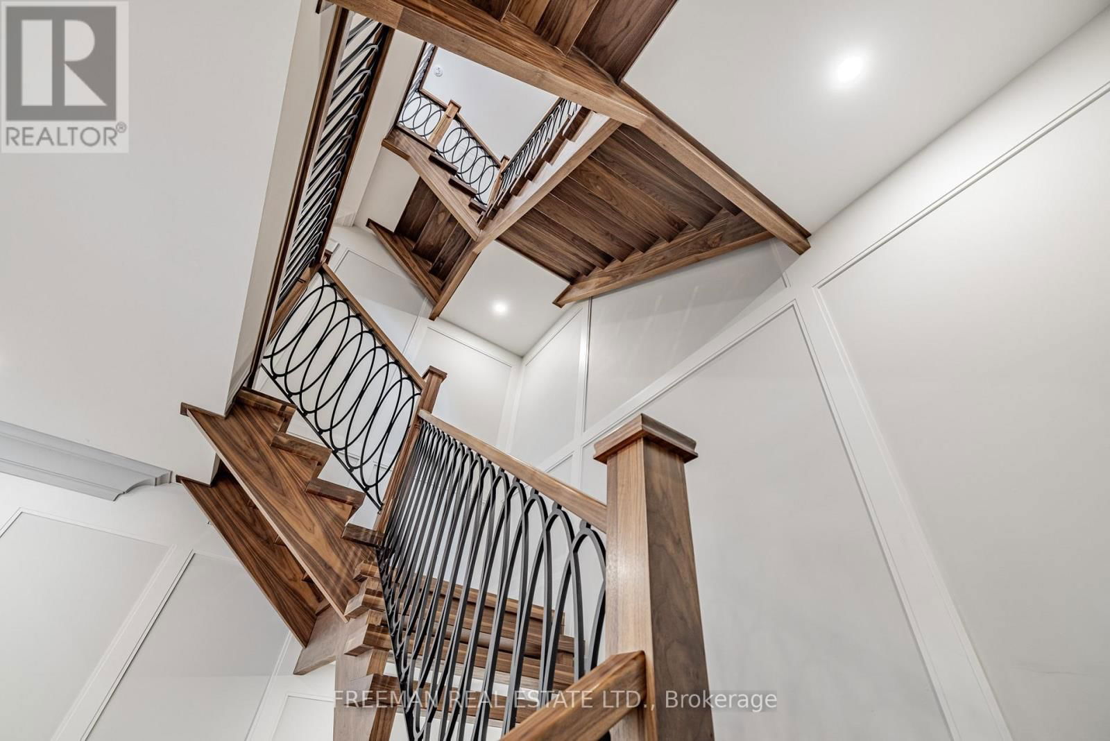 49 DUNVEGAN ROAD Image 26