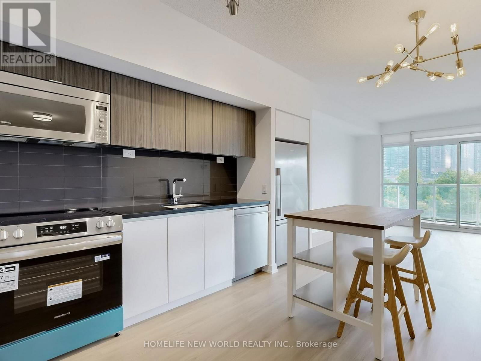 603 - 75 QUEENS WHARF ROAD Image 12