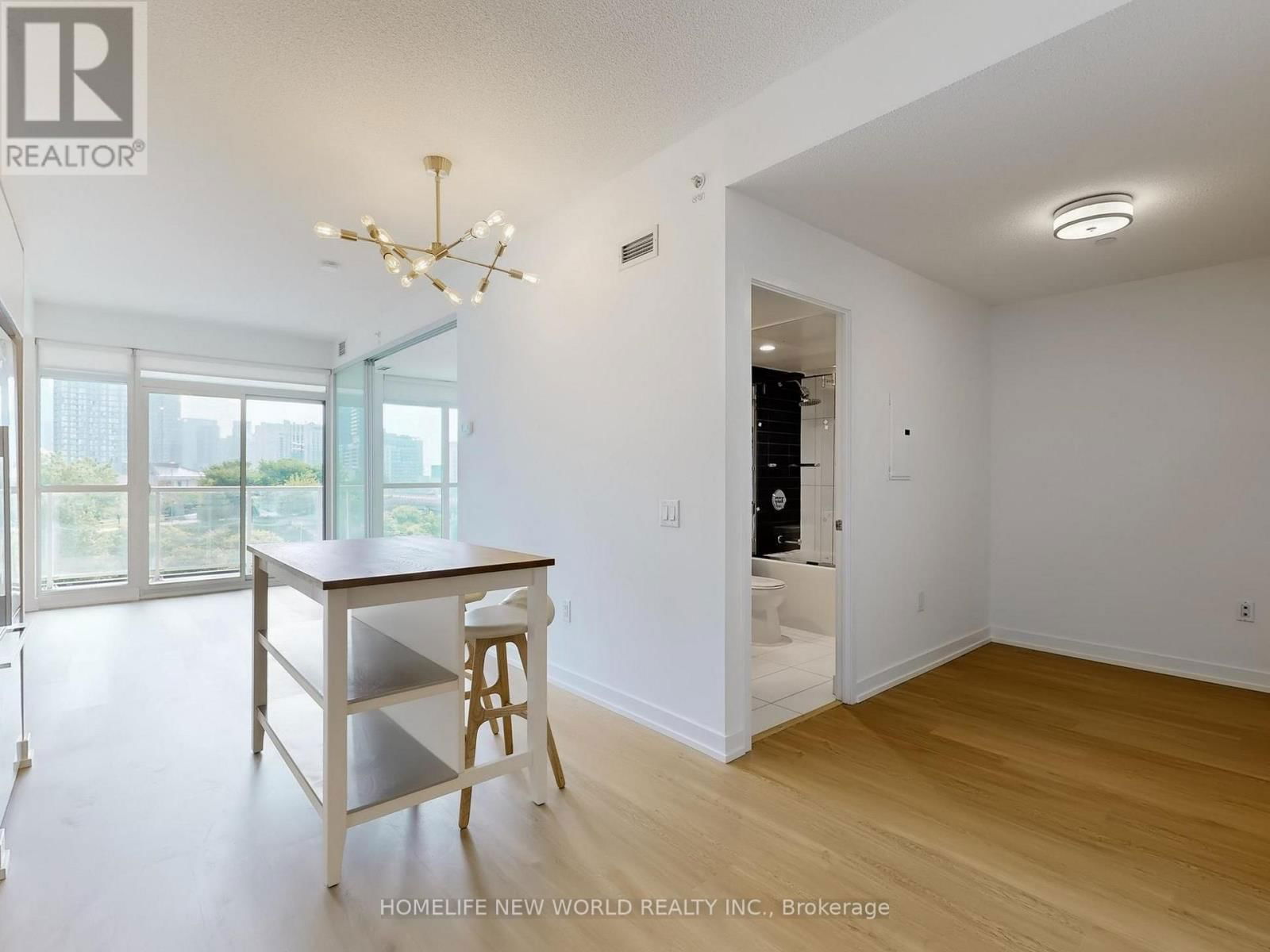 603 - 75 QUEENS WHARF ROAD Image 20