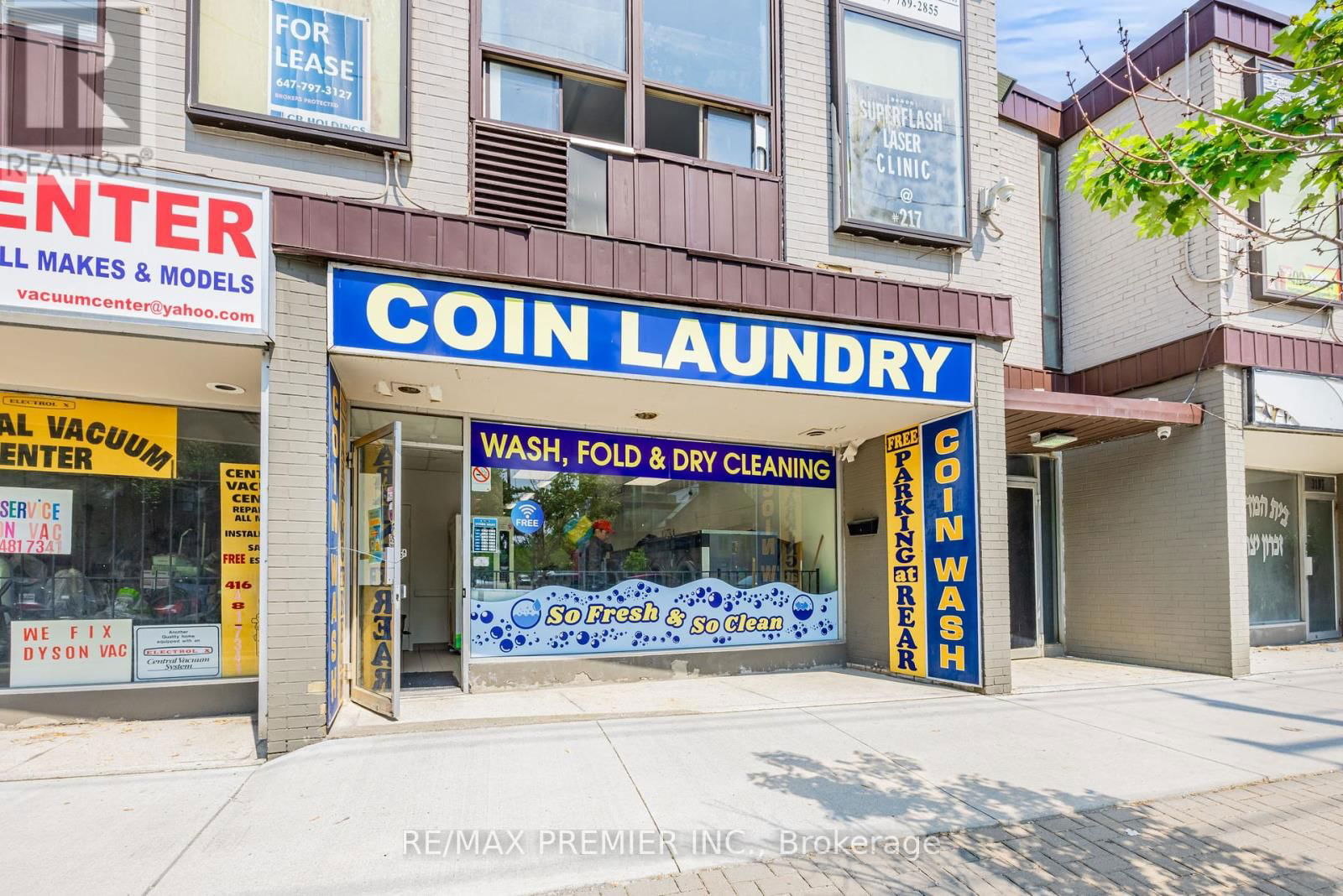 3201 BATHURST STREET Image 1