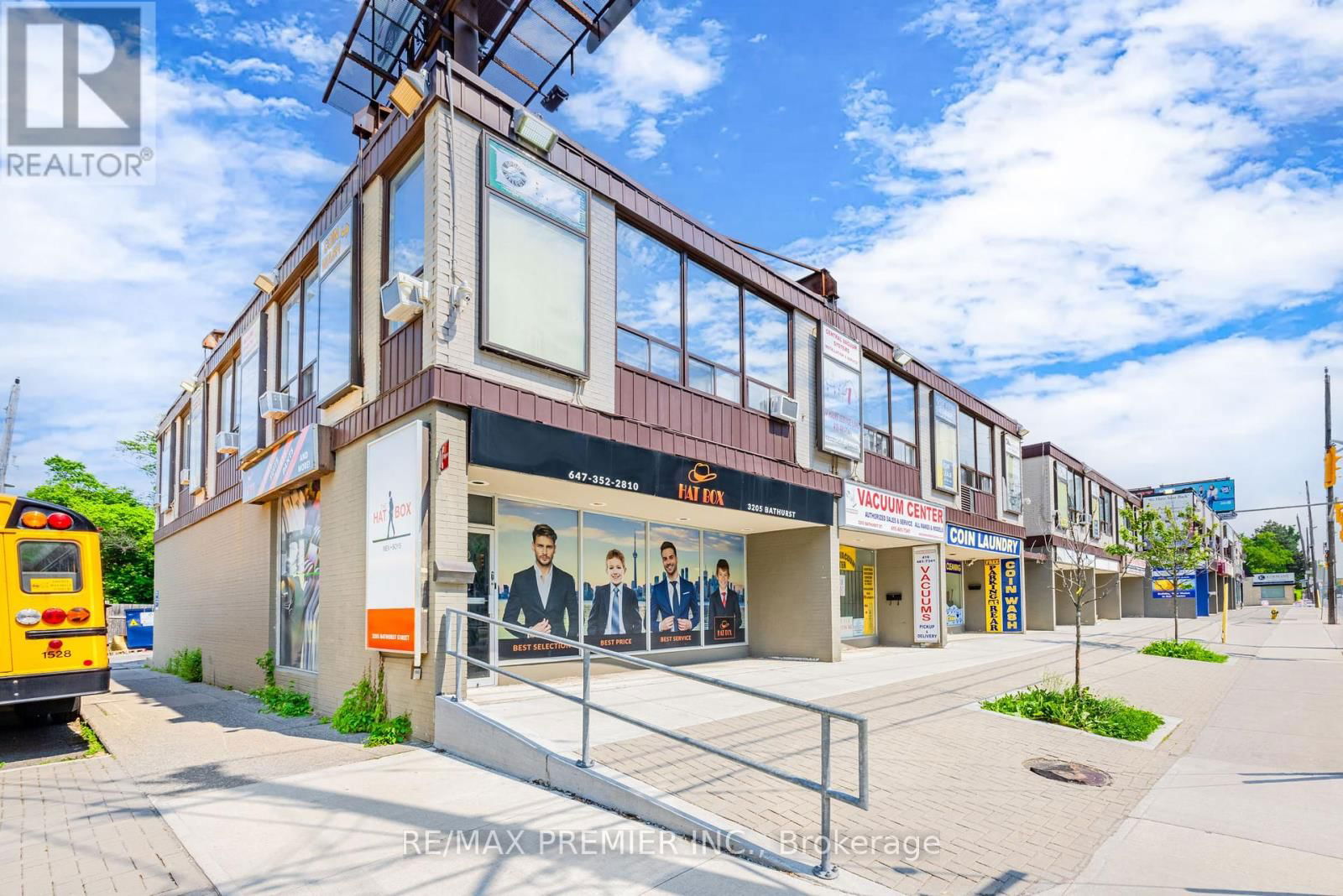 3201 BATHURST STREET Image 28