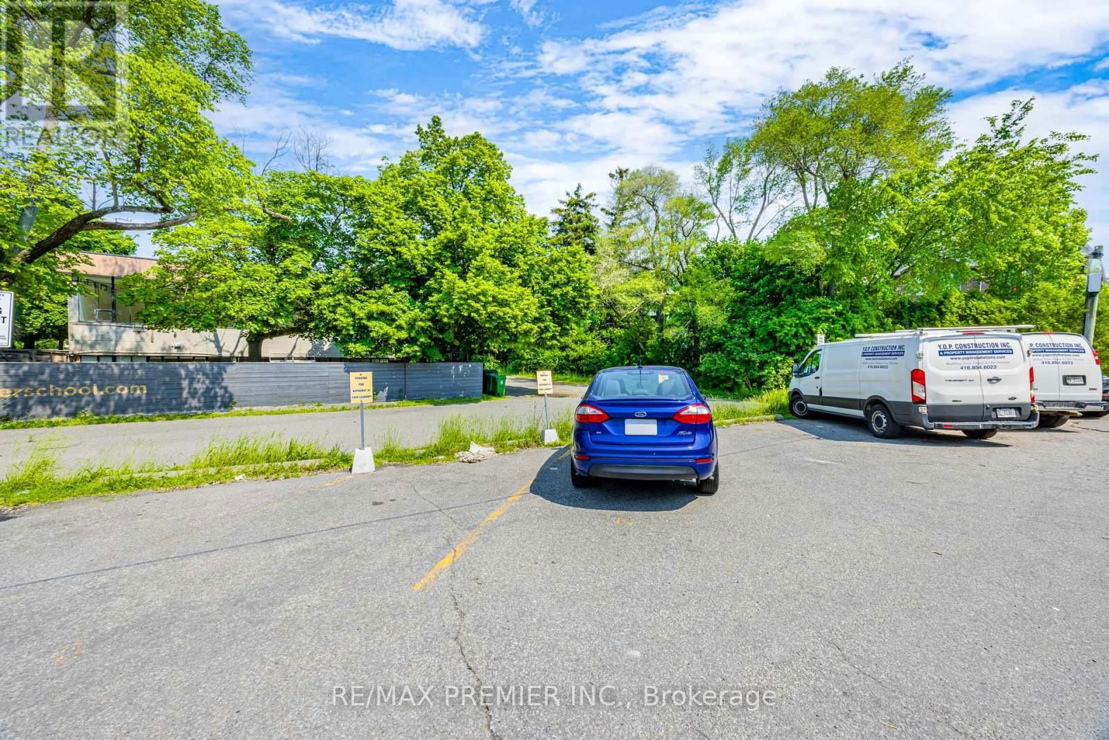 3201 BATHURST STREET Image 31