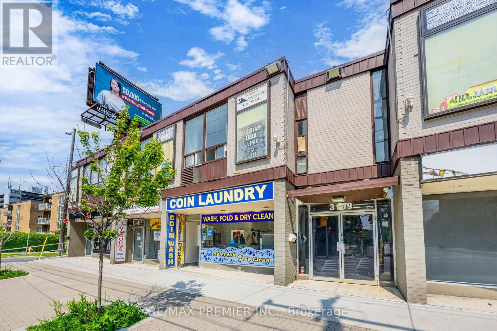 3201 BATHURST STREET Image 9