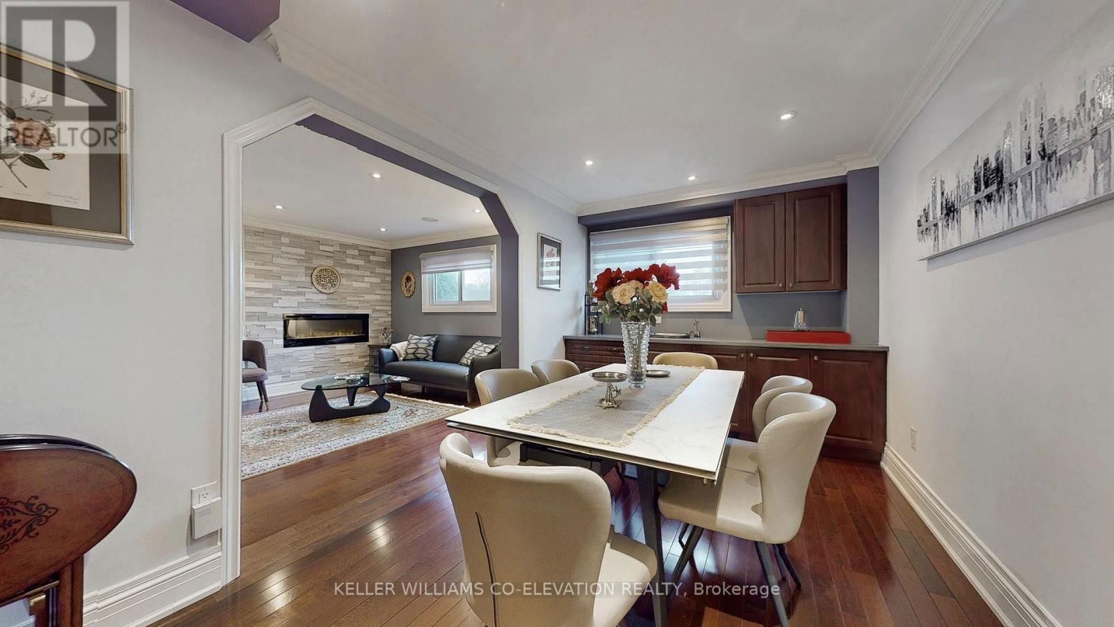239 PINEWAY BLVD BOULEVARD Image 15