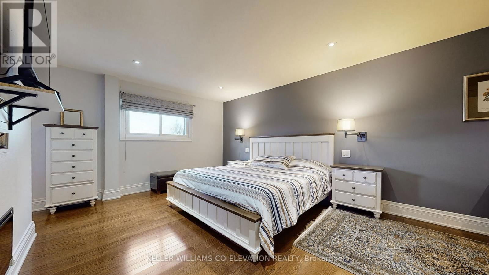 239 PINEWAY BLVD BOULEVARD Image 20