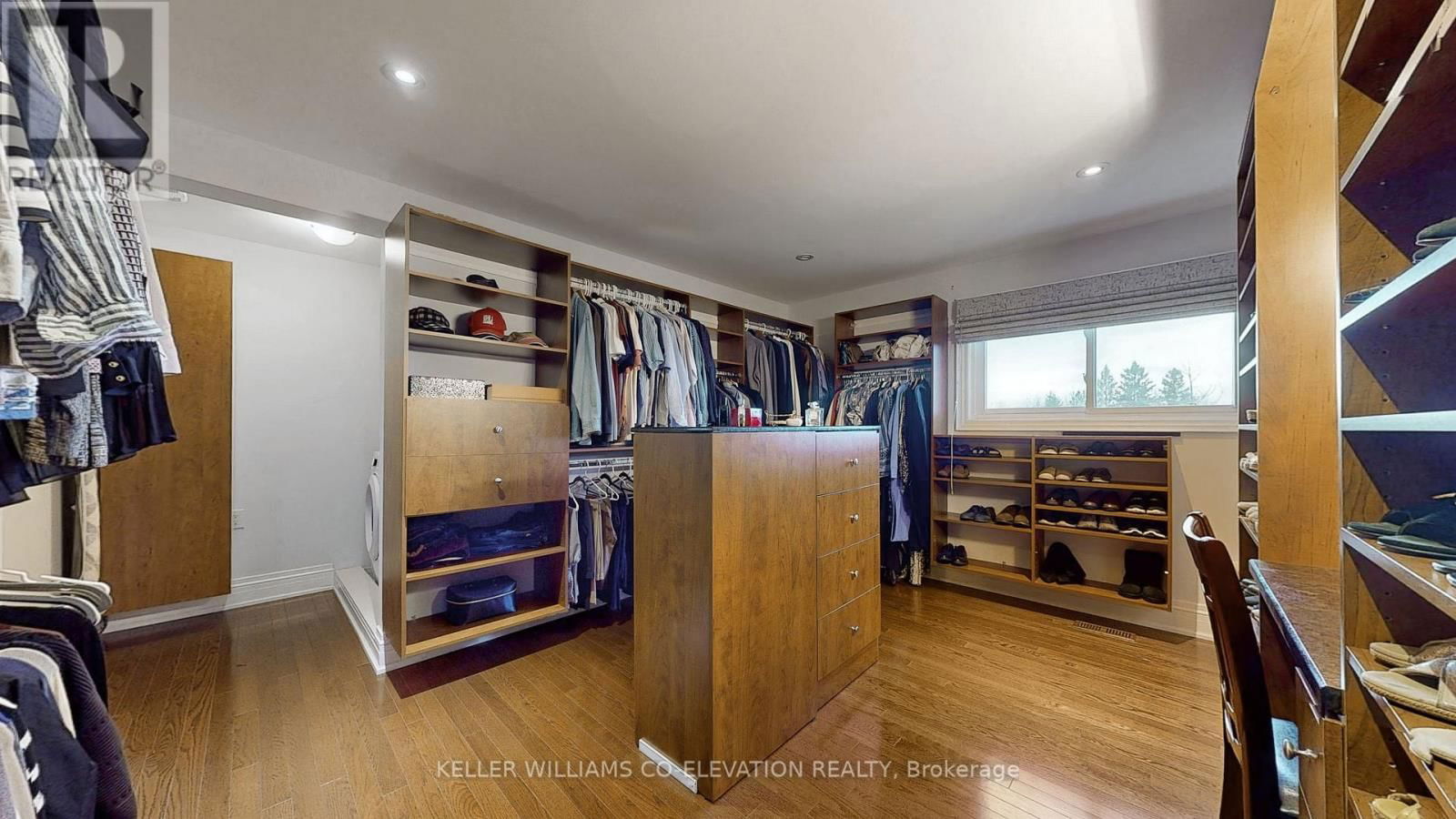 239 PINEWAY BLVD BOULEVARD Image 25