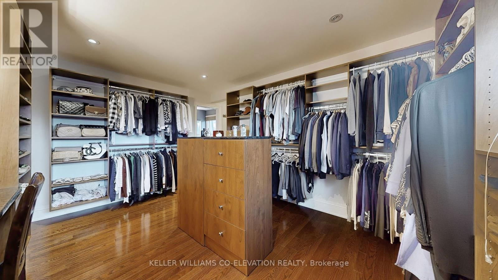 239 PINEWAY BLVD BOULEVARD Image 26