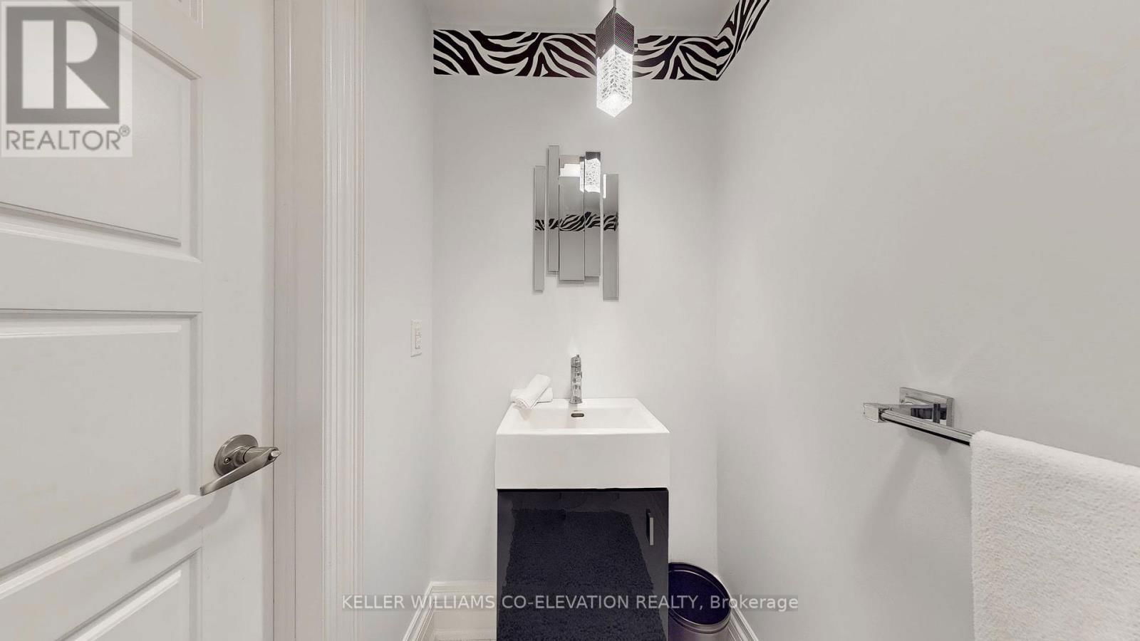 239 PINEWAY BLVD BOULEVARD Image 43