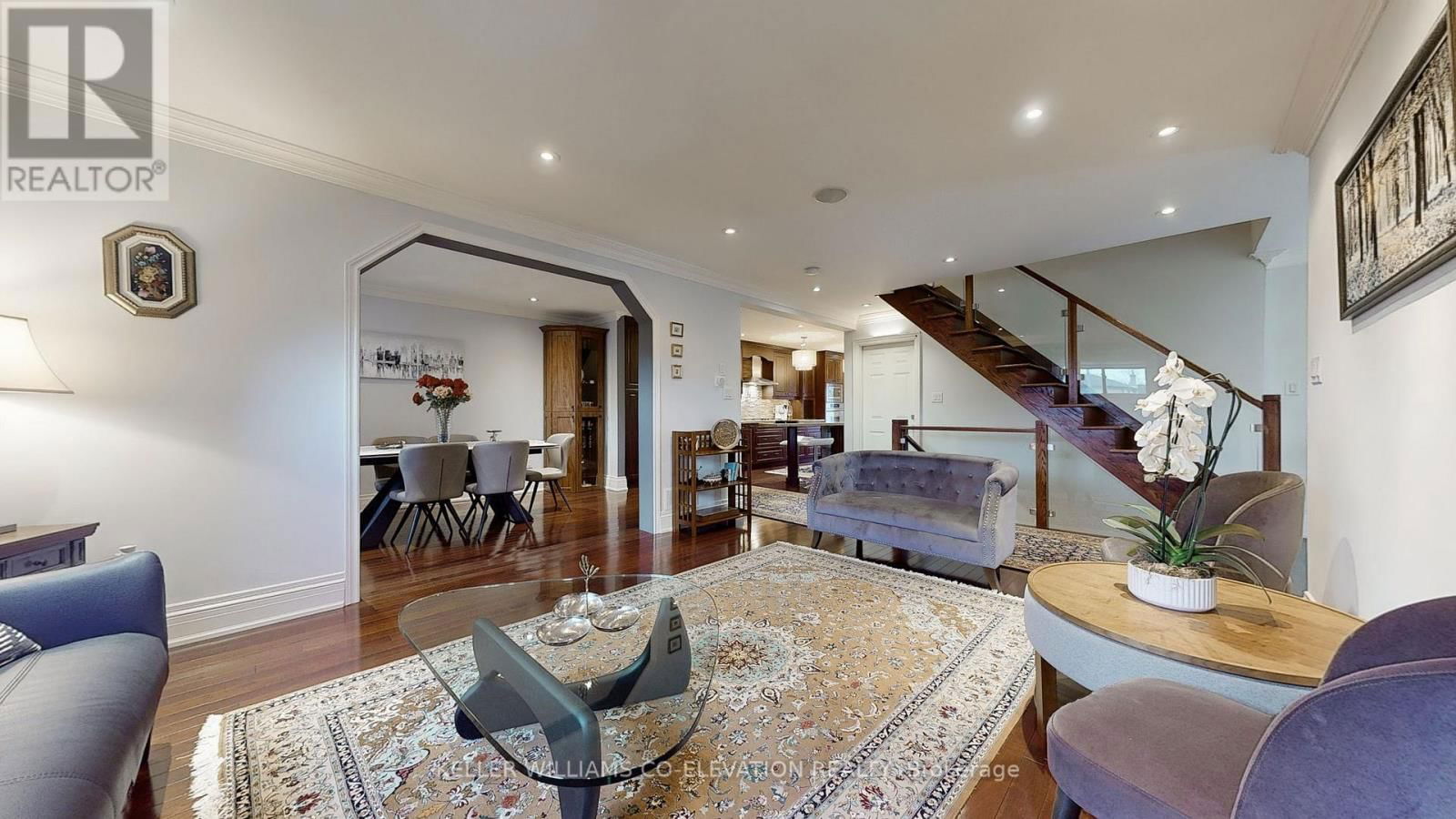 239 PINEWAY BLVD BOULEVARD Image 9
