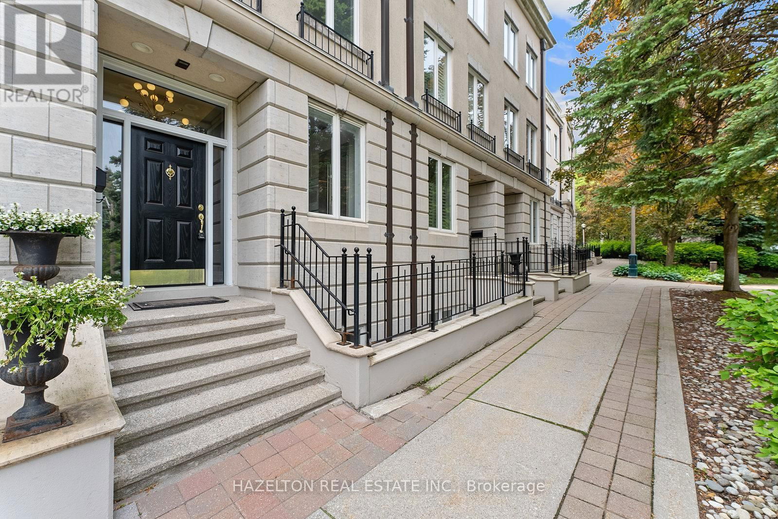 258 SPADINA ROAD Image 1