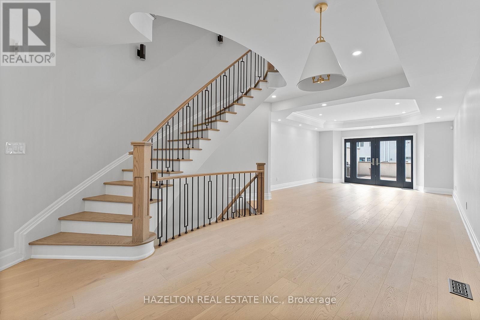 258 SPADINA ROAD Image 12
