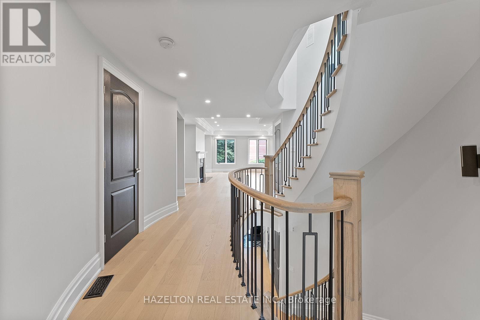 258 SPADINA ROAD Image 21