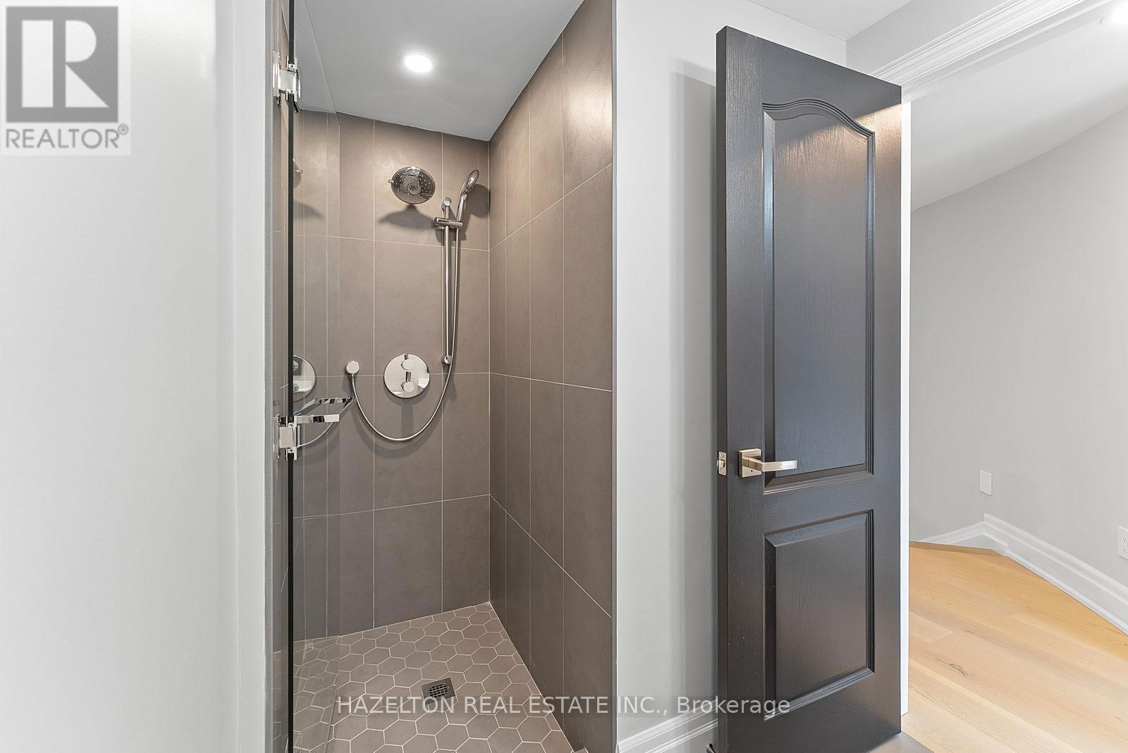 258 SPADINA ROAD Image 27