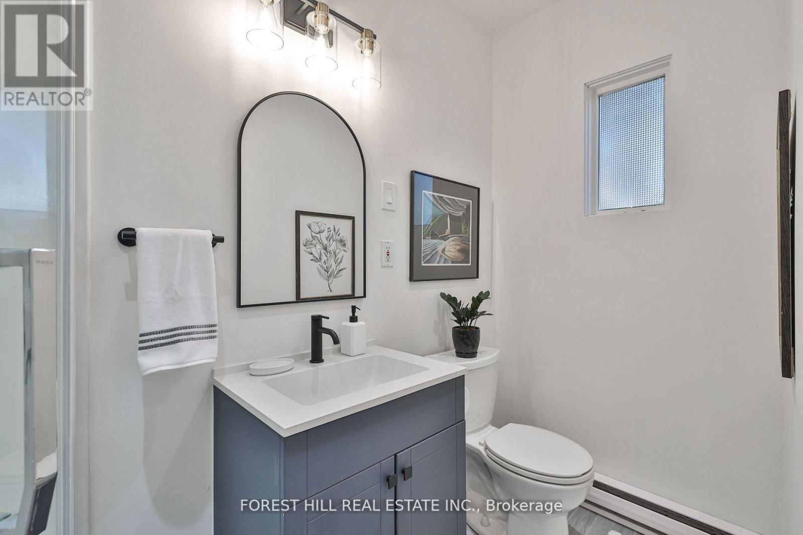 130 LINDSEY AVENUE Image 19