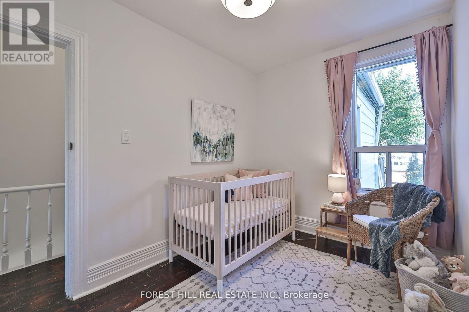 130 LINDSEY AVENUE Image 26