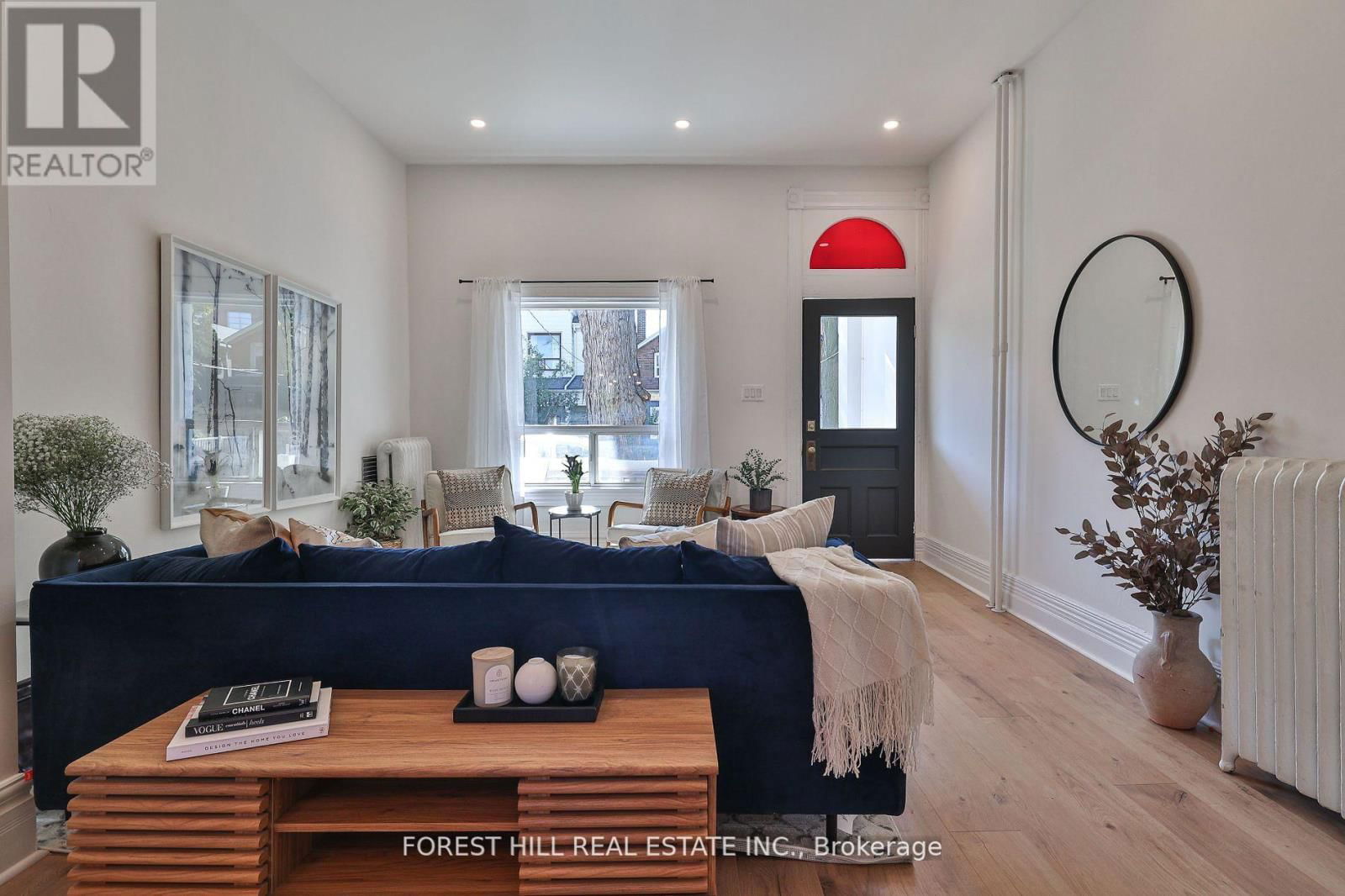 130 LINDSEY AVENUE Image 7
