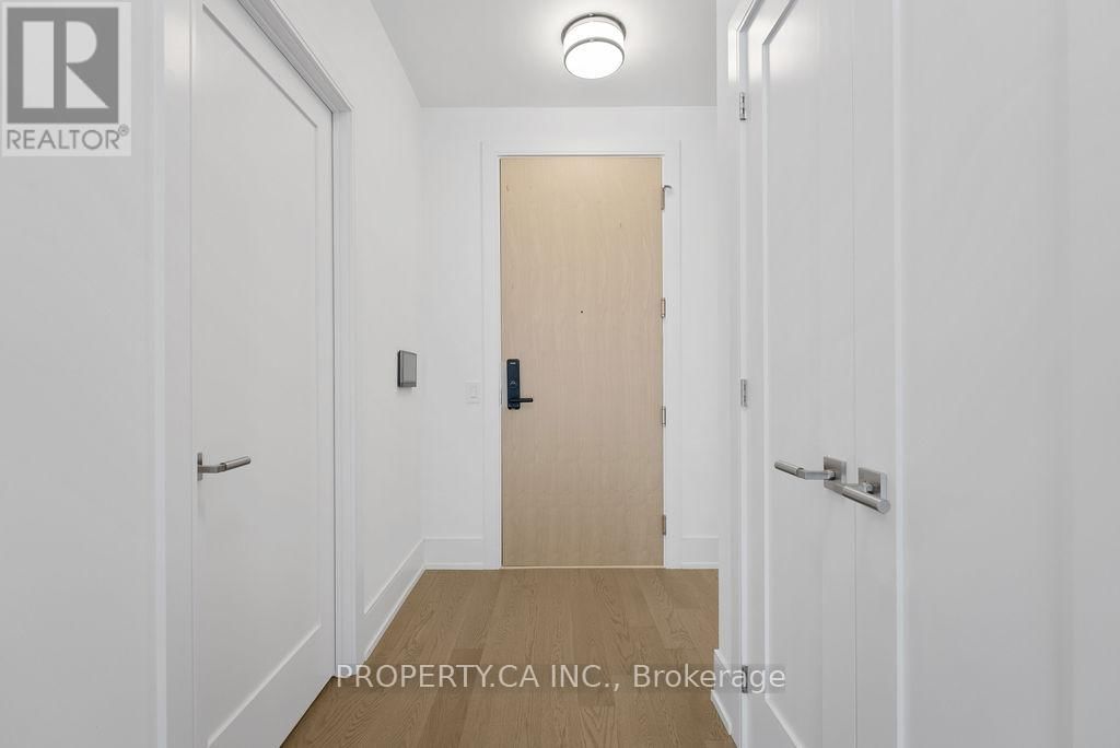 824 - 155 MERCHANTS WHARF Image 7