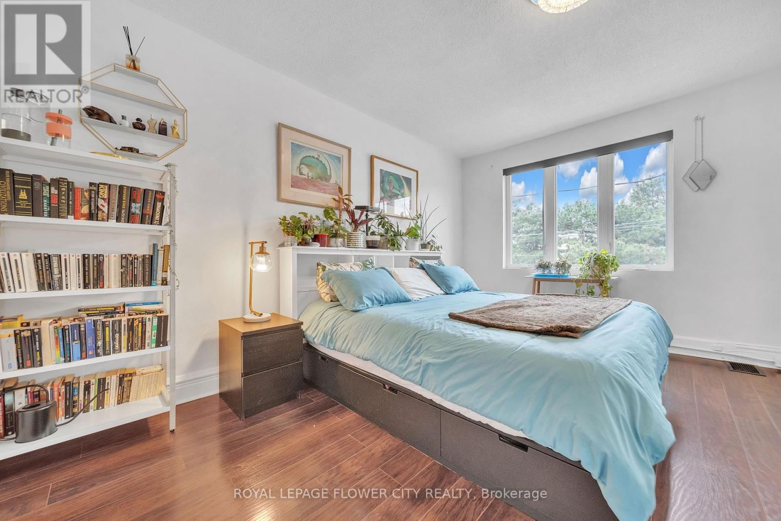 500 DUFFERIN STREET Image 30