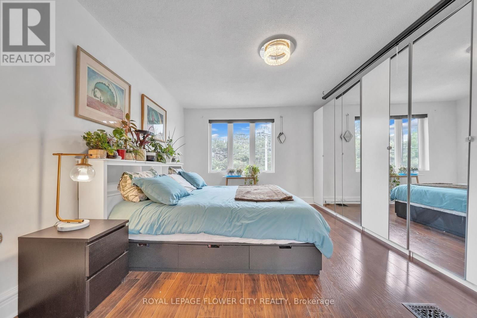 500 DUFFERIN STREET Image 31