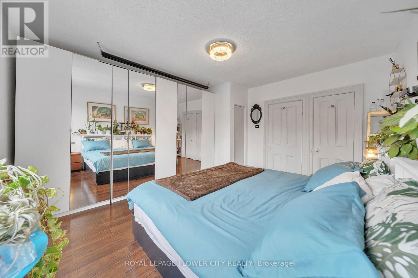 500 DUFFERIN STREET Image 32