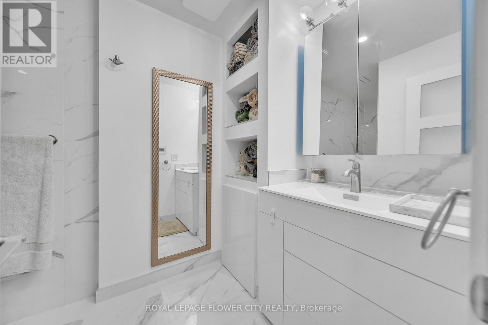 500 DUFFERIN STREET Image 35