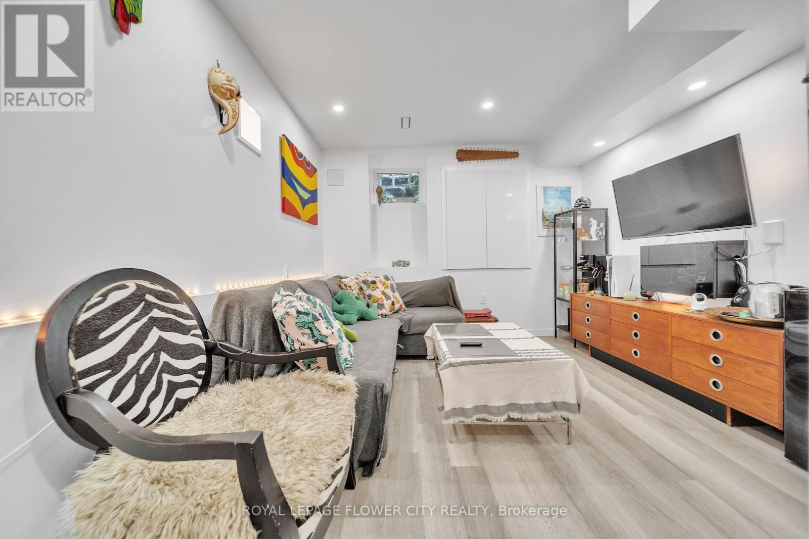 500 DUFFERIN STREET Image 37