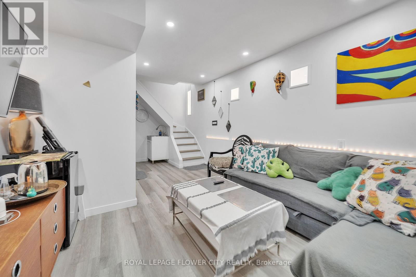 500 DUFFERIN STREET Image 38