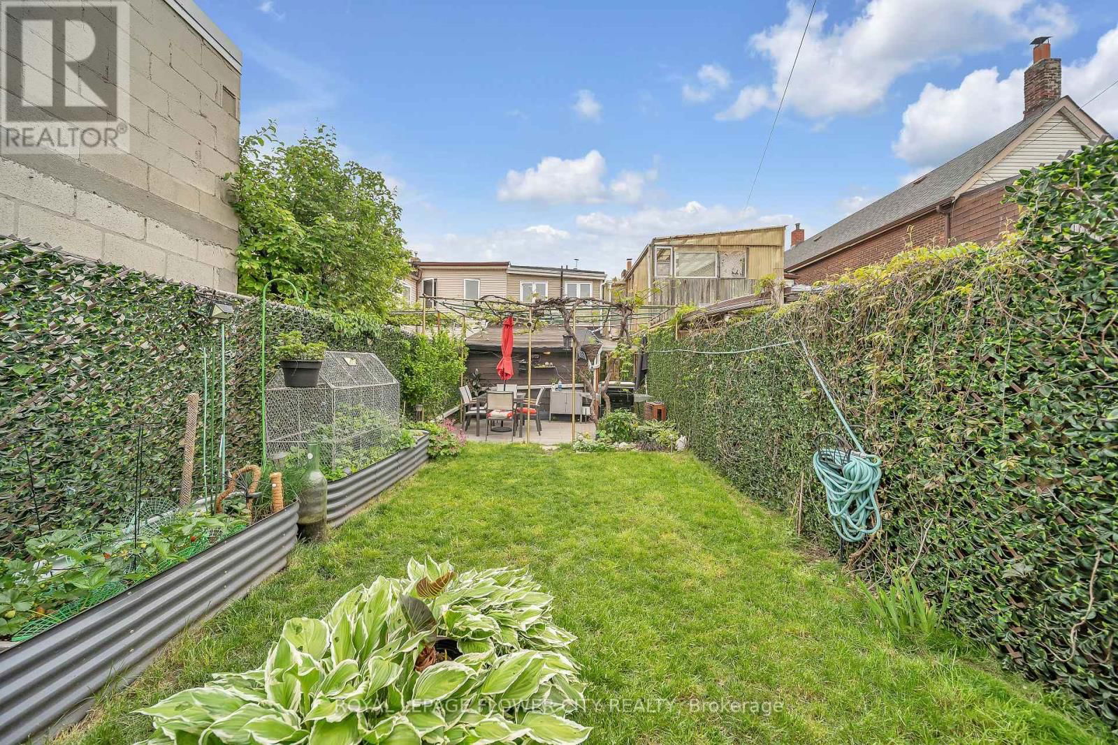 500 DUFFERIN STREET Image 42