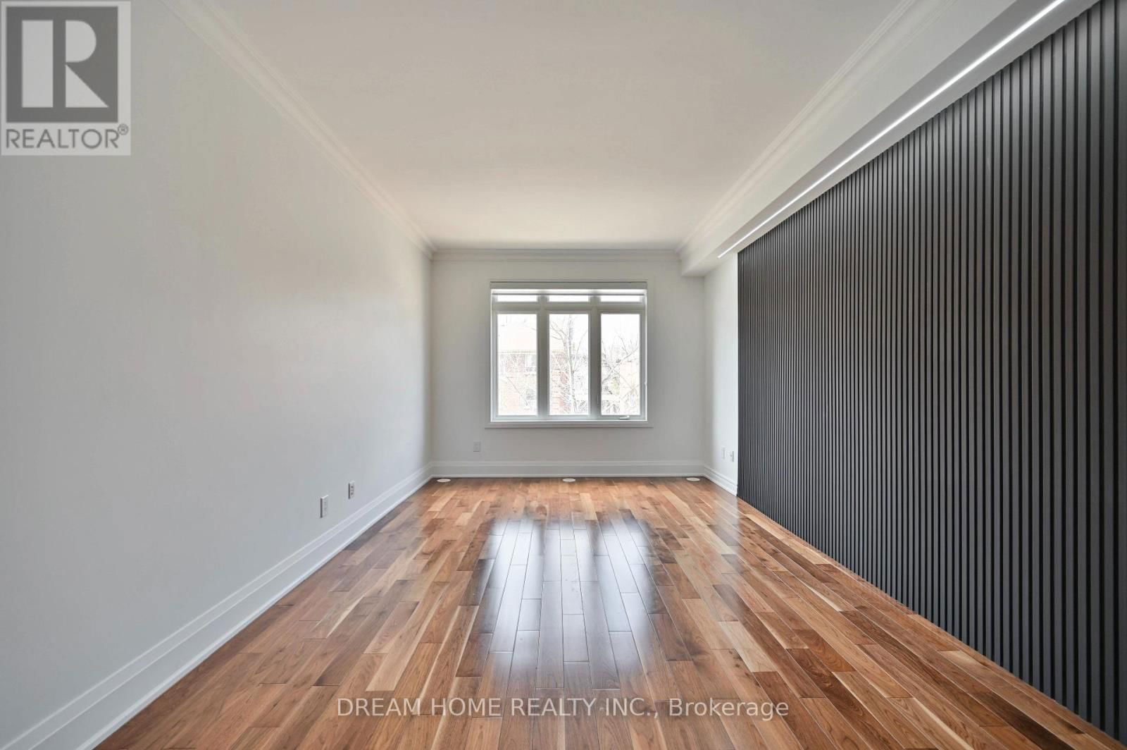 Th 28 - 9 OAKBURN CRESCENT Image 22