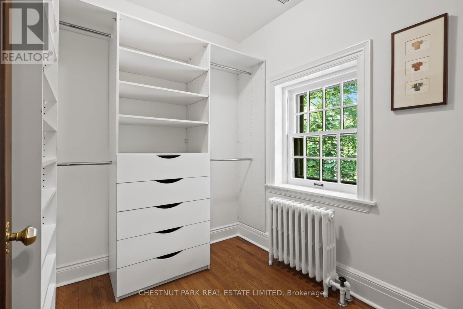 49 ROXBOROUGH STREET EAST Image 34