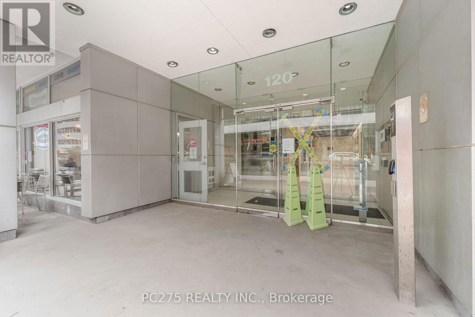 102 - 120 EGLINTON AVENUE EAST Image 5